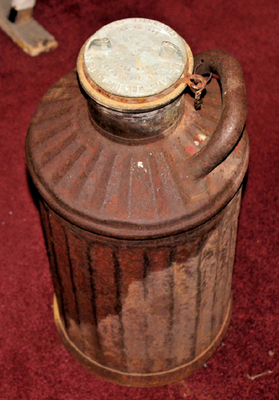 Antique Davis Welding & Mfg. Co. Oil Gas Can-5 Gallon Cincinnati