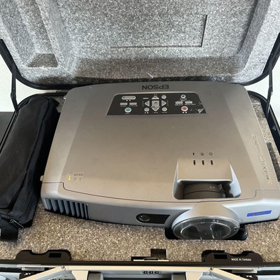 Epson Projector Main Unit With Carrying Case Portable Multimedia Device