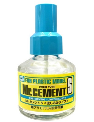 Gunze GSI Mr.Hobby MC129 Cement S Pour Type (40ml)   For Plastic Model Kits