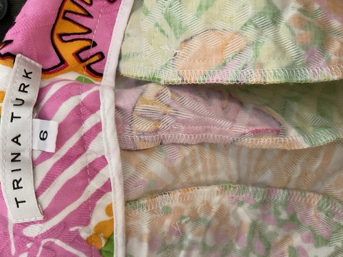 EUC TRINA TURK COLORFUL CORBIN SHORTS, TROPICAL INSPO, GOLD BTNS, ZIP CLOSURE- 6 - Picture 3 of 5