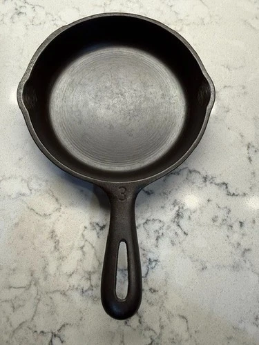 Unmarked Wagner #3 6.5" Cast Iron Skillet Smooth Cooking Surface SHIPS FREE!