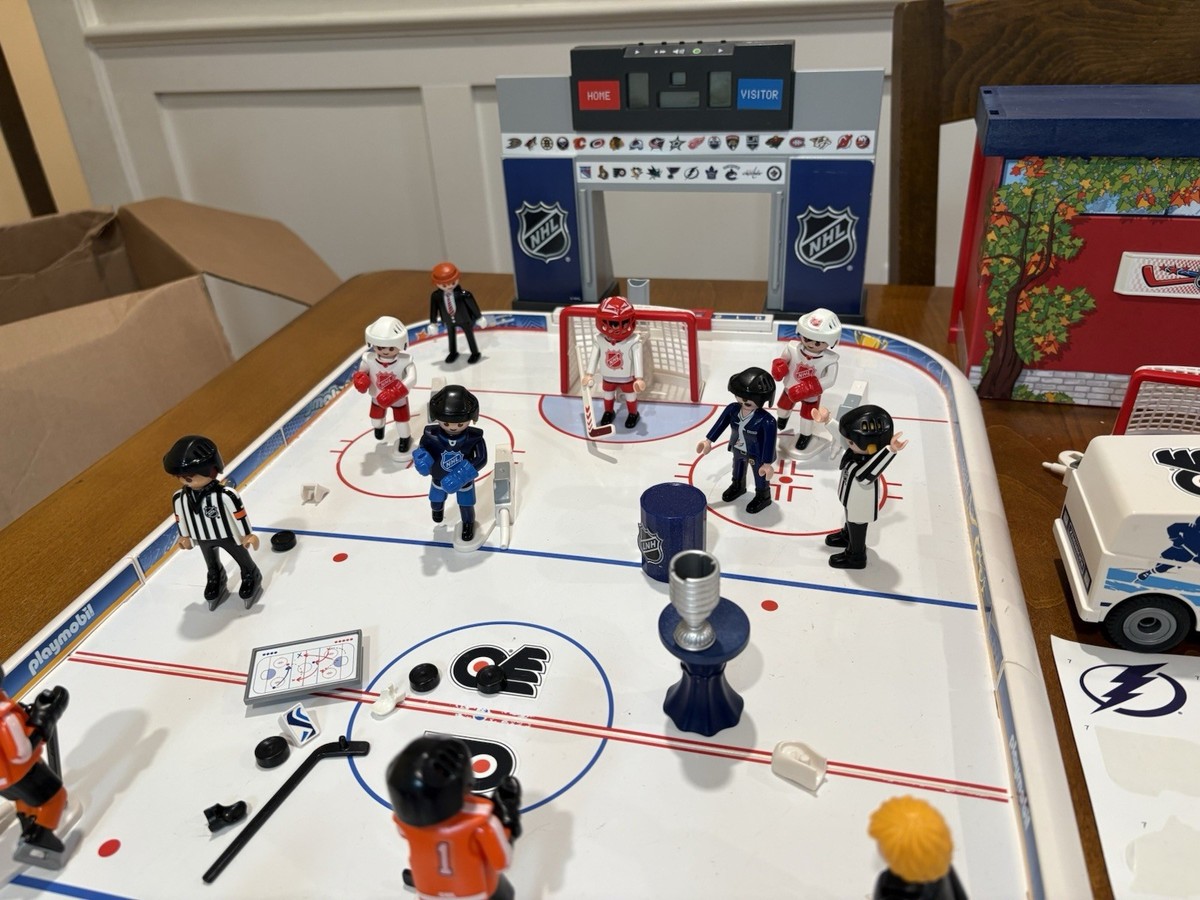 Playmobil NHL Hockey Arena Playset w/ Zamboni 11 figures 5068 -9