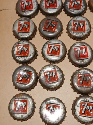 Bottle Caps 7 up seven up Vintage Cork Lined Soda Lot Of 25 Used 1950's and 60's