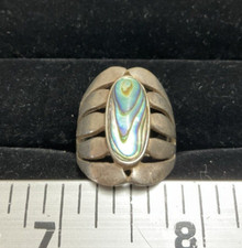 Beautiful Oblong Abalone Vintage 925 Sterling Silver SZ 8 Ring