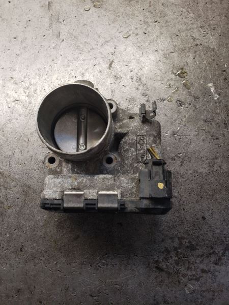 Throttle Body Throttle Valve Assembly 1.6L Fits 11-14 FIESTA 1207609
