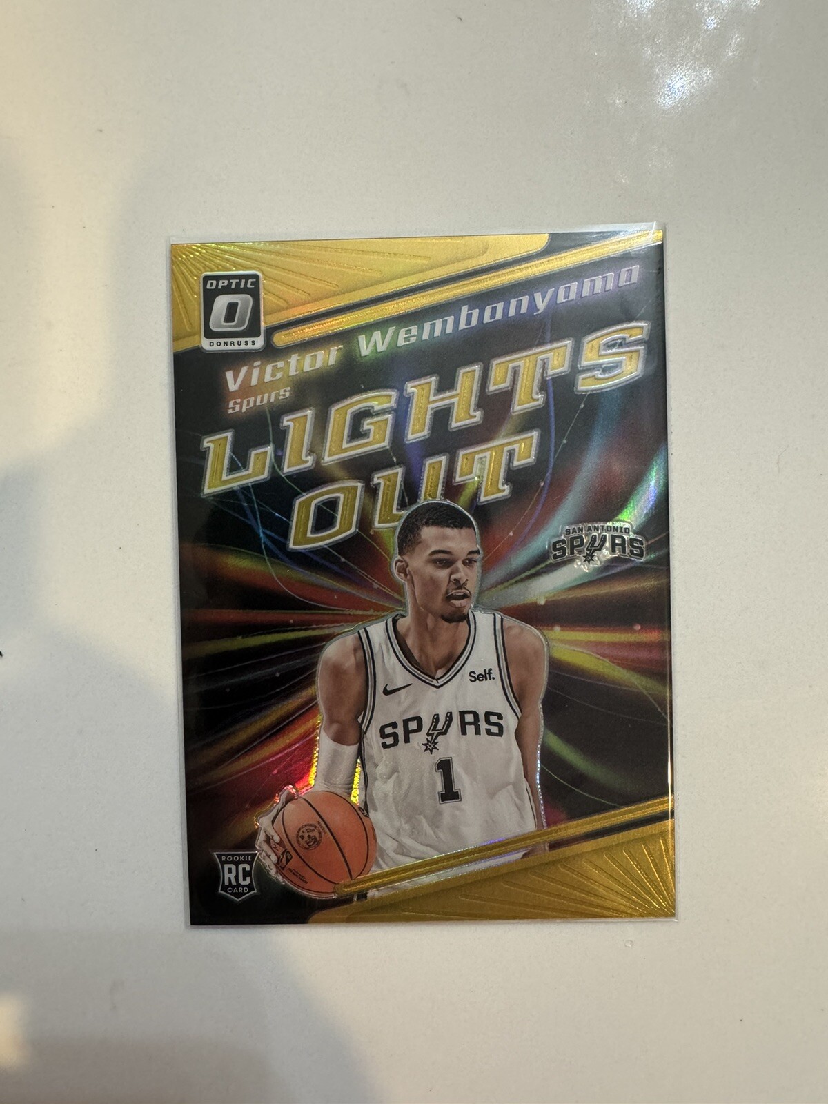 2023-24 Optic Victor Wembanyama Lights Out Gold 9/10