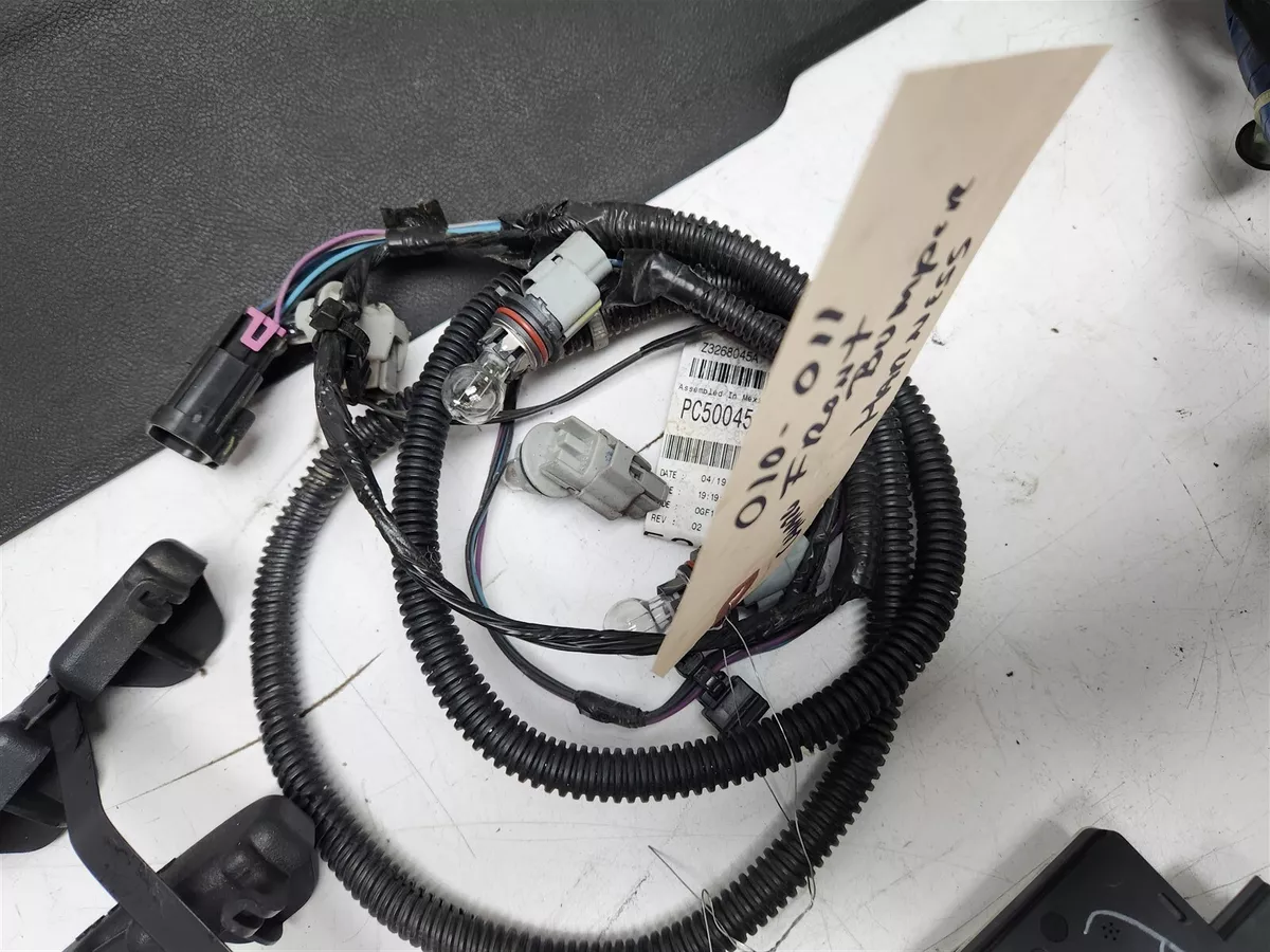 2010 Camaro SS Front Fog Marker Bumper Wiring Harness GOOD USED