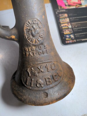 Antique Cast Iron Screw Jack Railroad 13