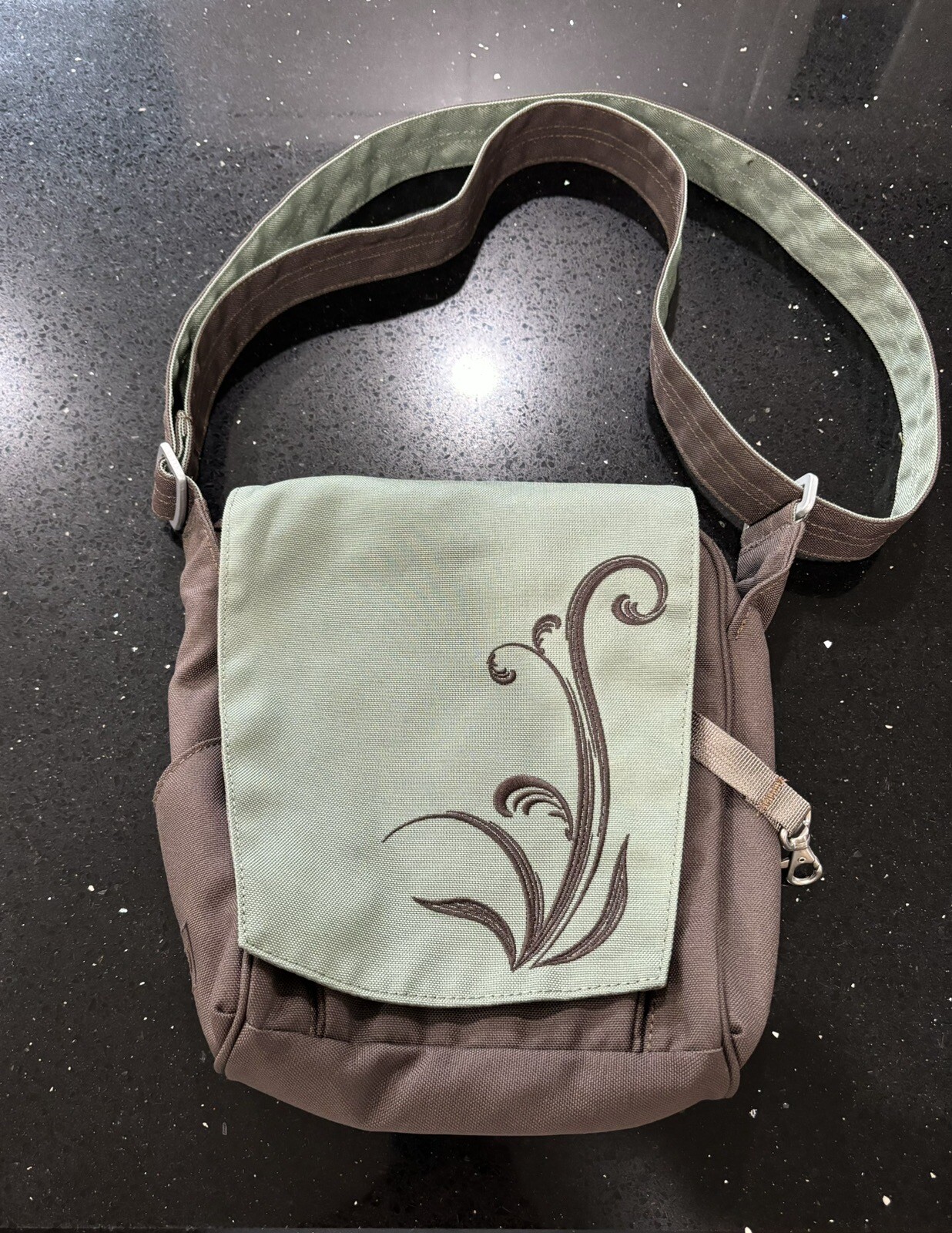 REI Crossbody Travel Messenger Outdoor Hiking Camping Bag Pu
