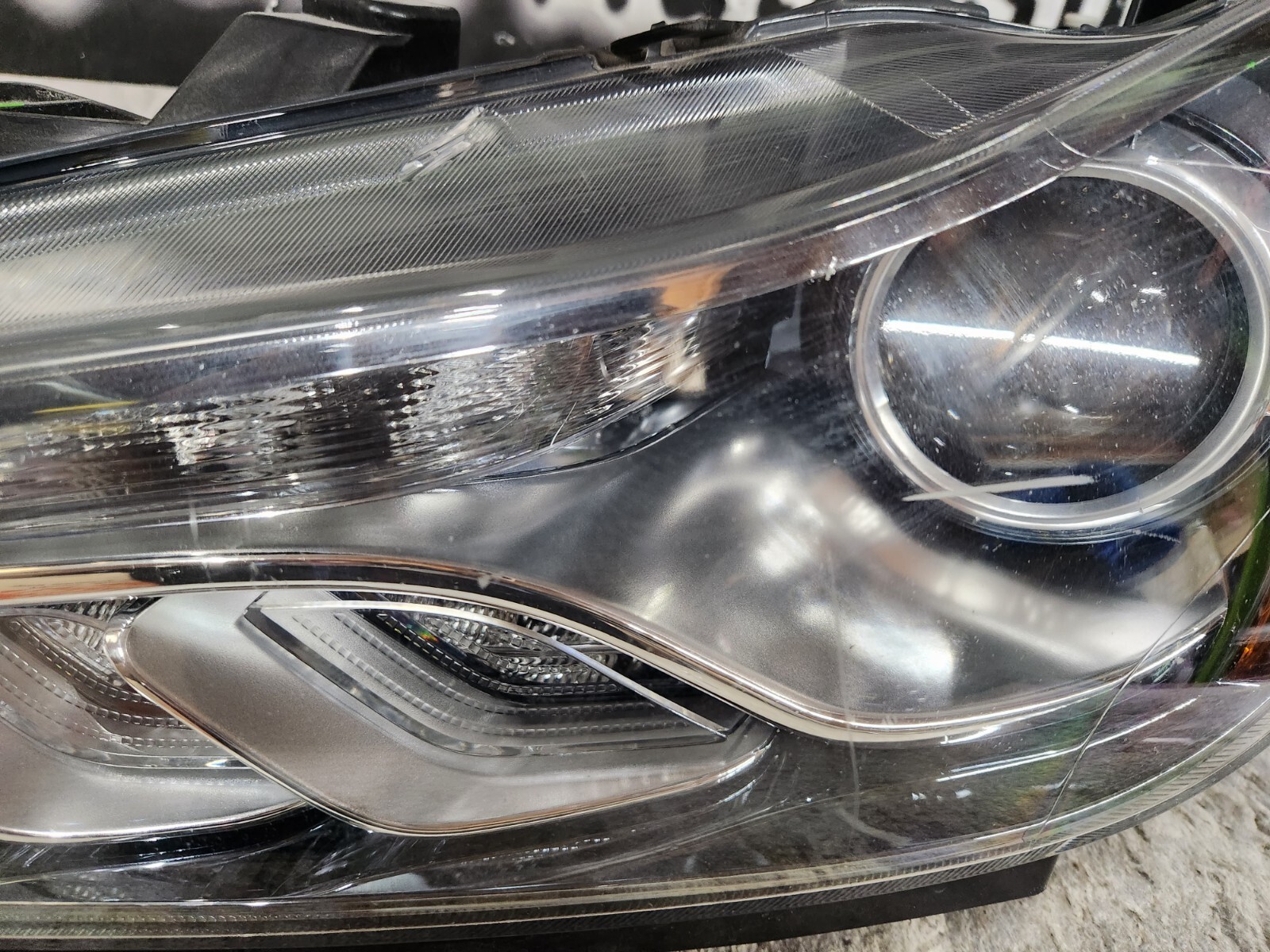 2014-2017 MASERATI GHIBLI LEFT DRIVER FRONT XENON HID HEADLIGHT OEM 00670106267