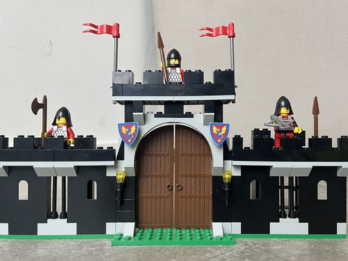 LEGO Castle: Knight's Stronghold (6059) Complete w/ Box & Instructions Nice! - Picture 3 of 17