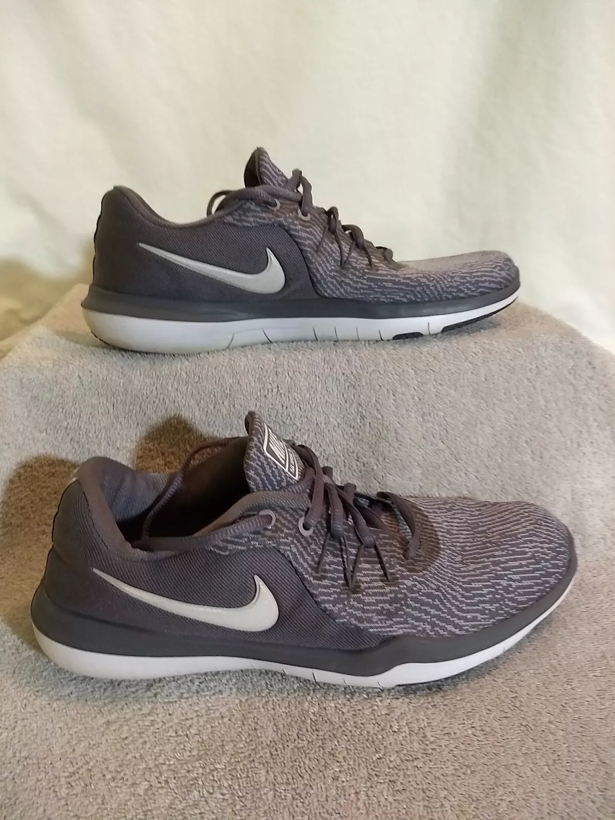 Nike Femme Flex Supreme TR 6 Gris (909014 019), Taille : 9,5 #JR45 1