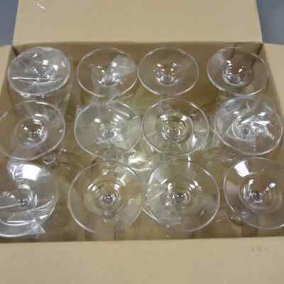 Elite Premium Klar Polycarbonat Weinglas 175ml & 250ml Markierungen - 11oz Box mit 12