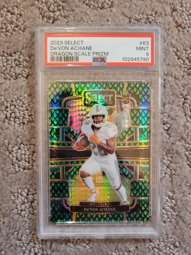 2023 Panini Select - Concourse De'Von Achane #63 Dragon Scale Prizm /70 (RC)