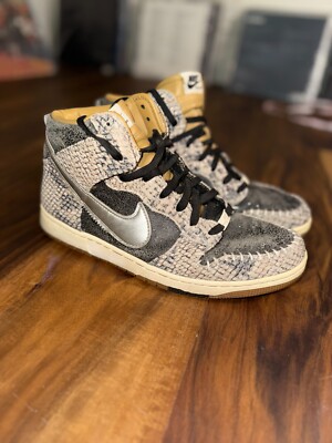 Nike Brown Snake Print High-Tops Buy Nike Wmns Dunk Sky Hi QS  main image 3