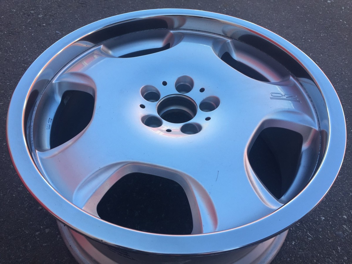 RARE - PAIR(2) of Genuine Mercedes OZ Racing opera 20x9.5 WHEELS