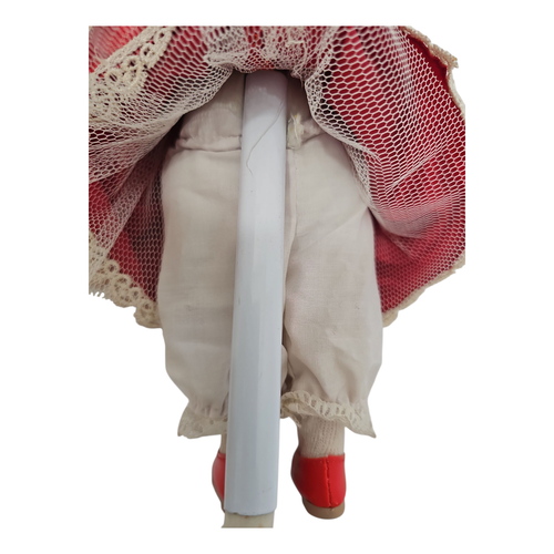 Muñeca de porcelana DanDee Collector's Choice "Sellada con un beso" vestido rojo con soporte - Imagen 13 de 13