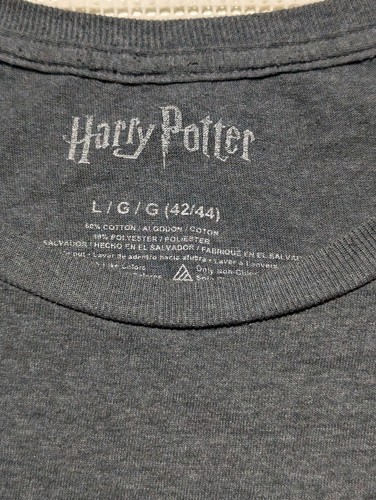 Universal Studios Harry Potter Hogwarts School Of Wizardry Large Gray T Shirt - Bild 3 von 5