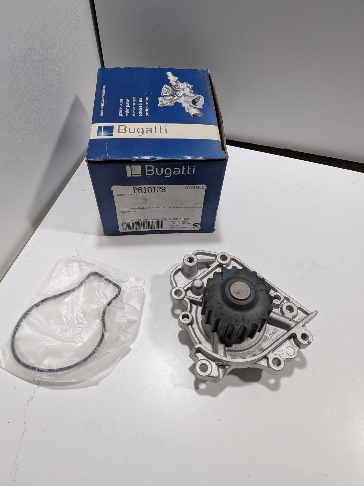Pompe à eau Honda CR-V I 2.0 et Integra 1.6 1.8 neuve de marque Bugatti