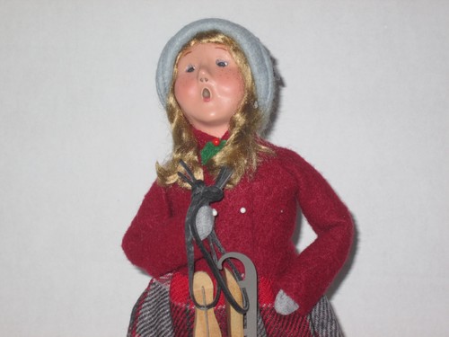 Byers Choice 2007 Cute Blonde Girl with Leggings Carrying Skates - Picture 2 of 2