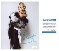 SCARLET ENVY SIGNED RUPAUL’s DRAG RACE 8x10 PHOTO - ACOA COA