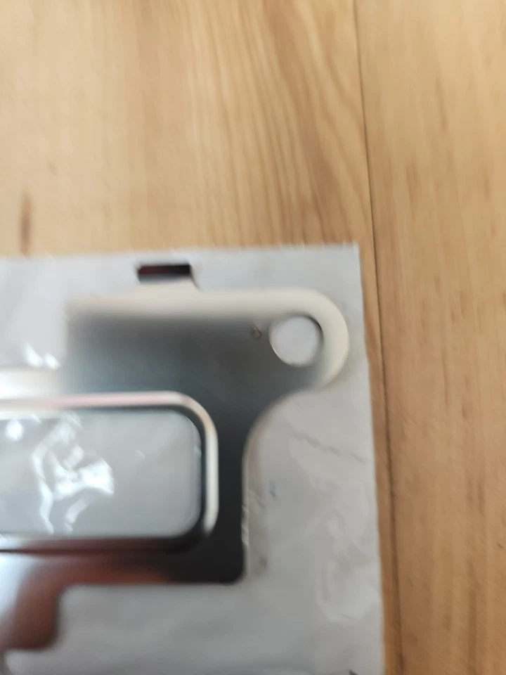 👍🏽 💵 💰 👏GM OEM 06-09 Sistema de emisiones Express 2500-Junta de válvula Egr 97367014 Foto 3 de 4