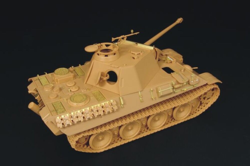 Hauler Models HLX48065 - 1:48 Panther Ausf G - Accessories
