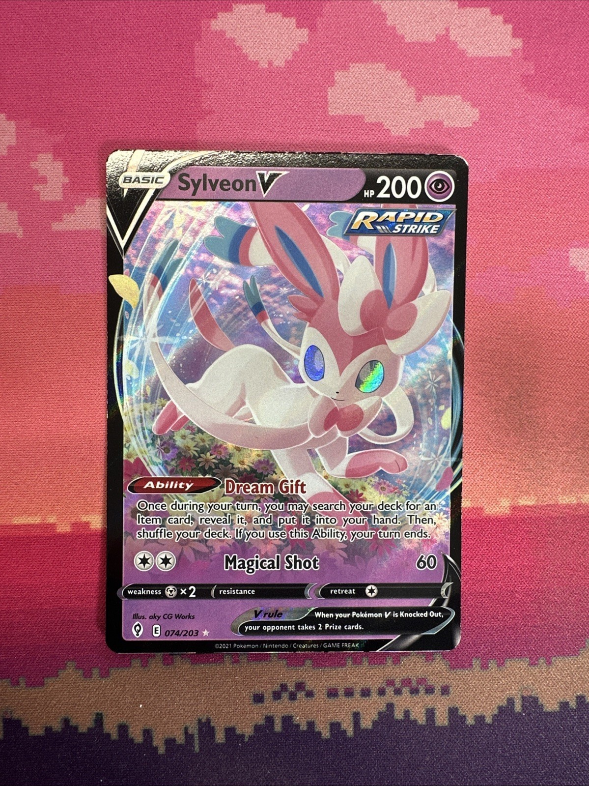 Pokemon Card Sylveon V 074/203 Ultra Rare Evolving Skies Near Mint