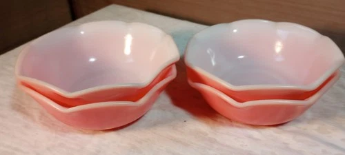 4 Hazel Atlas PINK Ripple Crinoline Soup Cereal Bowls 1950’s MCM