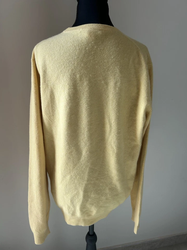 Uniqlo Cashmere Sweater Pullover Yellow Size M Used - Image 2 of 4