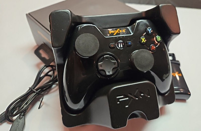 PXN Speedy Wireless Gaming Controller (iPhone iOS/iPad/iPod) w/ iPhone Mount