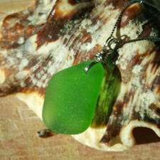 Sea Glass Necklace 925 Silver Box Chain Aloha Brightest Green Elegant Hawaii