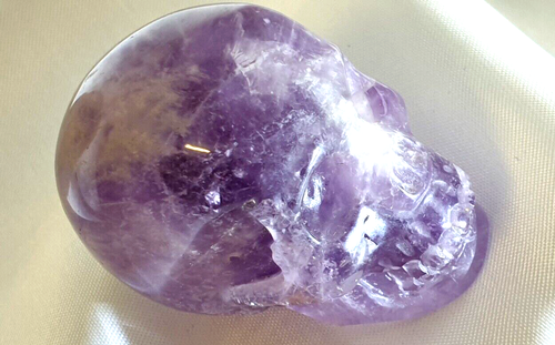 Kristallschädel Skull Amethyst Naturstein Heilstein Schnitzerei 125,45 Gramm Kristallschädel Skull Amethyst Naturstein Heilstein Schnitzerei 125,45 Gramm
