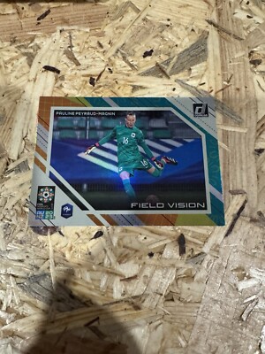 Donruss Panini FIFA Womens World Cup 2023 Field Vision Pauline Peyraud Nr. 8