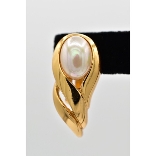 Christian Dior Vintage Pearl Clip On Earrings Gold Drop Iridescent Signed BinBB - Picture 6 of 12