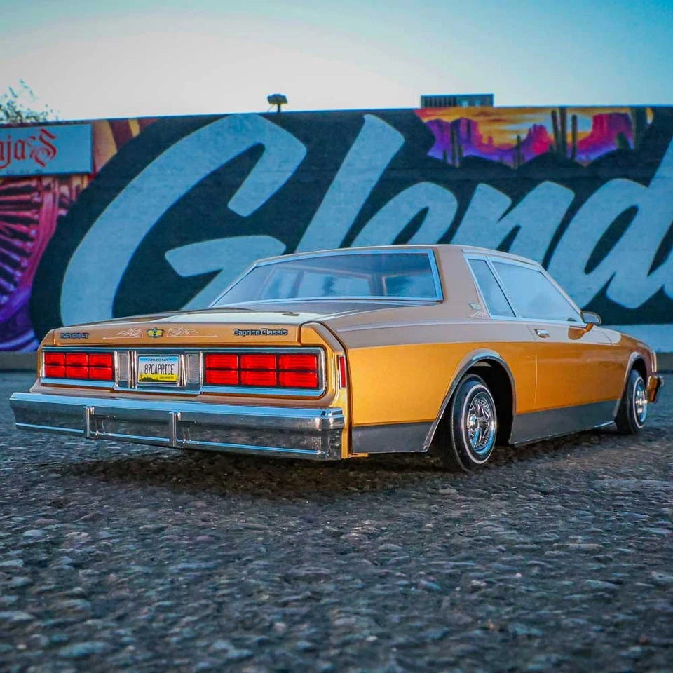 Redcat Racing RC Car - 1:10 1987 Chevrolet Caprice Classic Hopping Lowrider RTR - Image 3 of 4