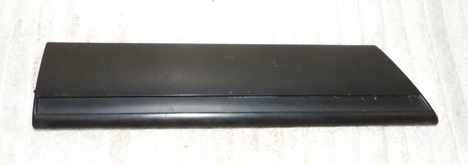 1987-1993 Mustang LX SSP Saleen ОРИГИНАЛЬНЫЙ LH ЗАДНИЙ ЧЕТВЕРТЬ КУЗОВА БОКОВОЙ МОЛДИНГ Черный - Изображение 3 из 4