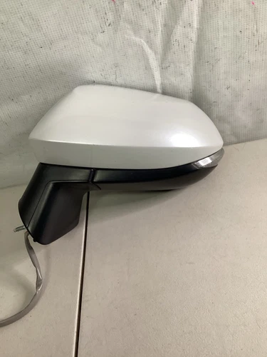 2020-2023 TOYOTA COROLLA LEFT DRIVER SIDE VIEW DOOR MIRROR WHITE SIGNAL USED OEM