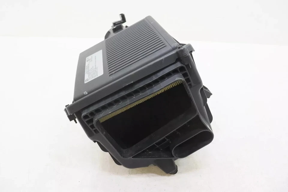 2017-2020 Chevrolet Suburban 1500 Air Cleaner Intake Box Foto 4 de 4