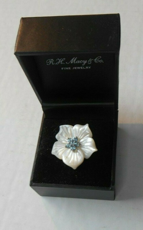 Mother Of Pearl Blue Topaz 1/2ct Silver Hibiscus Ring Size 8 In Box R.H.Macy&Co.