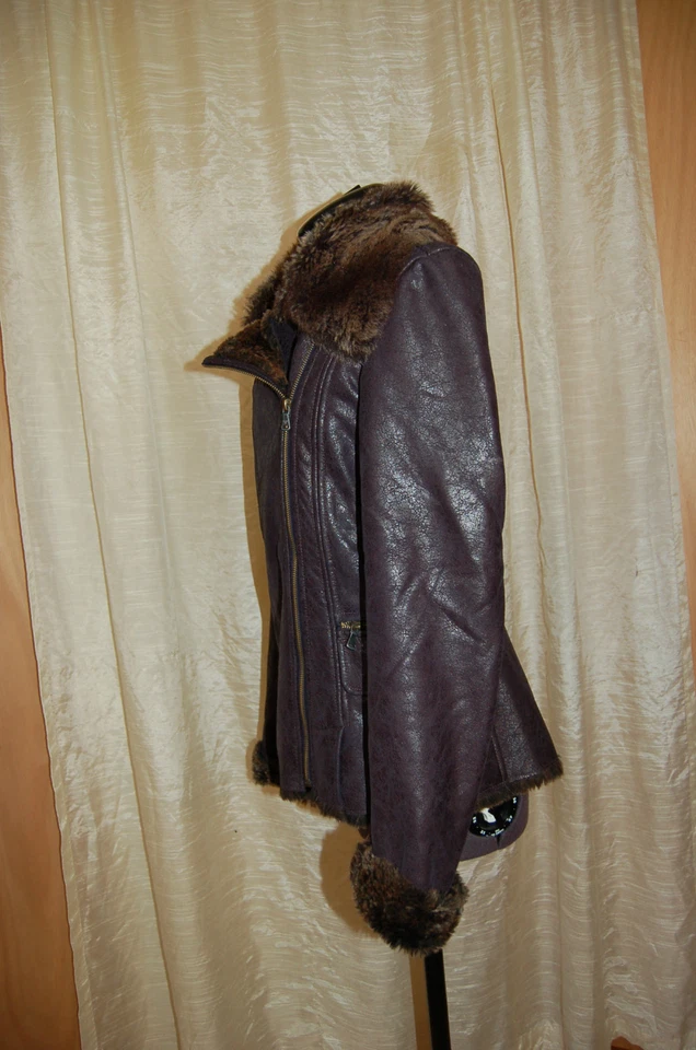 Chaqueta Armani Adolescente Marrón Piel Foux Cremallera Lateral Abrigo Talla 16 A Adolescente/178 cm  Foto 3 de 4