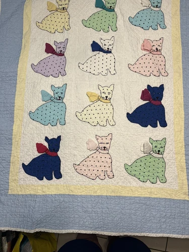 Vintage Judi Boisson Polka Dotted Dog Wall hanging Crib Size Quilt
