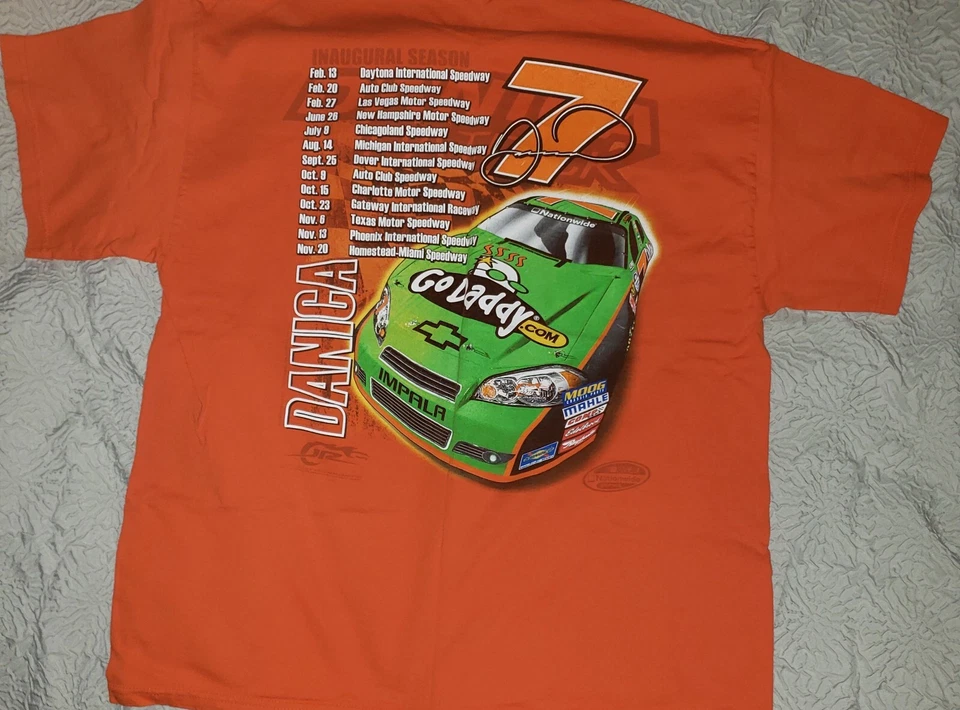 VINTAGE DANICA PATRICK GO DADDY #7 NASCAR SHIRT XL - Image 2 of 3