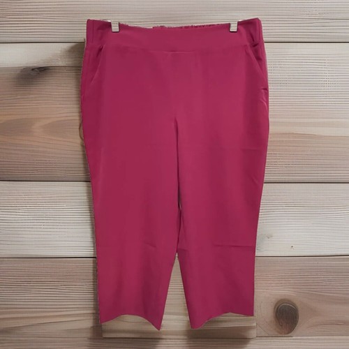 NWT Croft & Barrow Women’s Medium Petite Pants Capris Stretch Pull On Pink