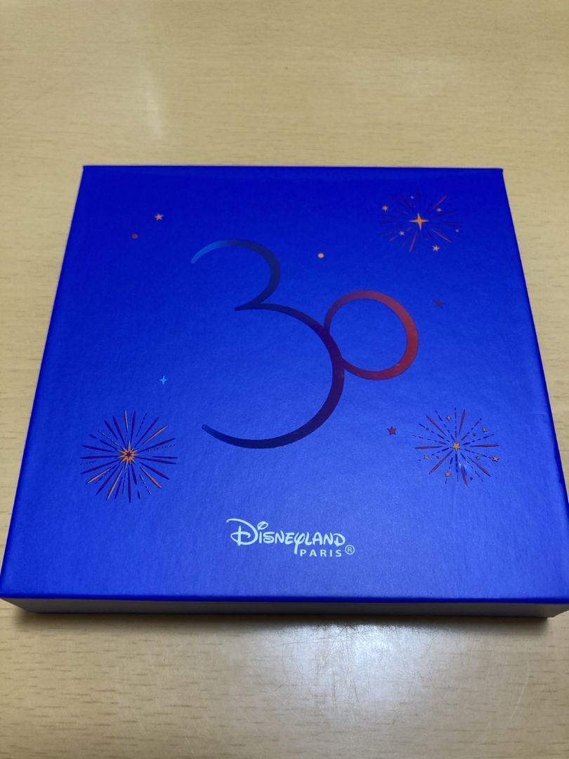 ディズニーランド　パリ30周年記念メダル　クリスタル製日本未発売品 Disneyland Paris 30th Anniversary Medal Crystal with Box F/S