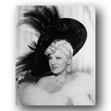 Mae West Photo 8x10 Classic Hollywood Actress Portrait-19