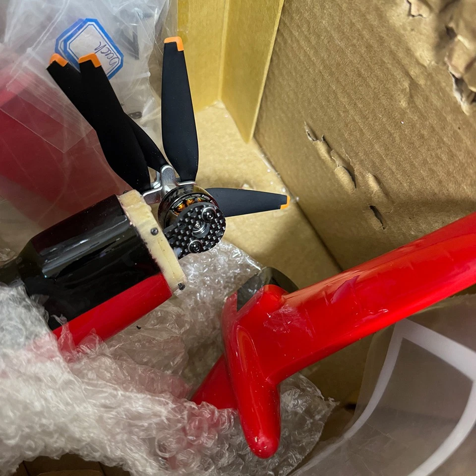 FlishRC Hubschrauber AS-350 Ecureuil 500 Rot/Weiss GPS 990mm RTF RC Einsteiger - Bild 4 von 4