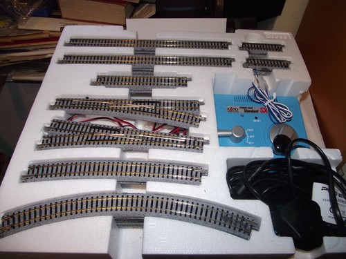 K20-853 Calibre N Kato Unitrack Básico Ovalado Pista Y Pista de Paso con Controlador - Imagen 2 de 5