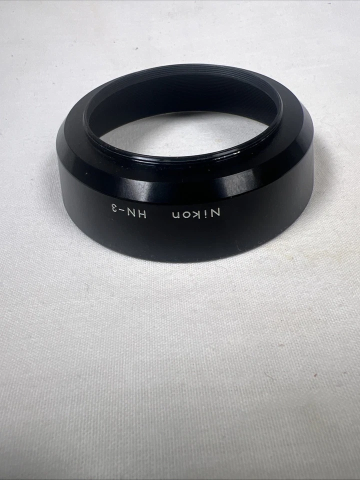 Parasol metálico atornillado Nikon HN-3 enfoque manual 35 f1.4, 35 f2, 35 f2.8 52 mm Foto 4 de 4