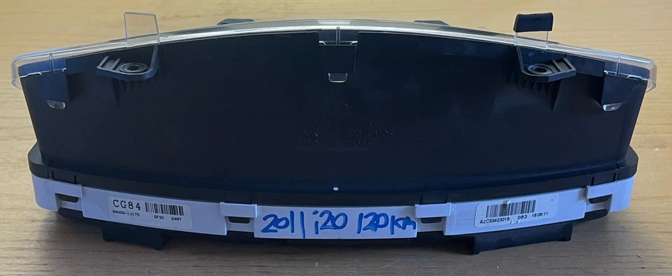 2008-15 PB Hyundai i20 1.4L Petrol Manual Instrument Cluster 94006-1J175 120,km - image 3 of 4